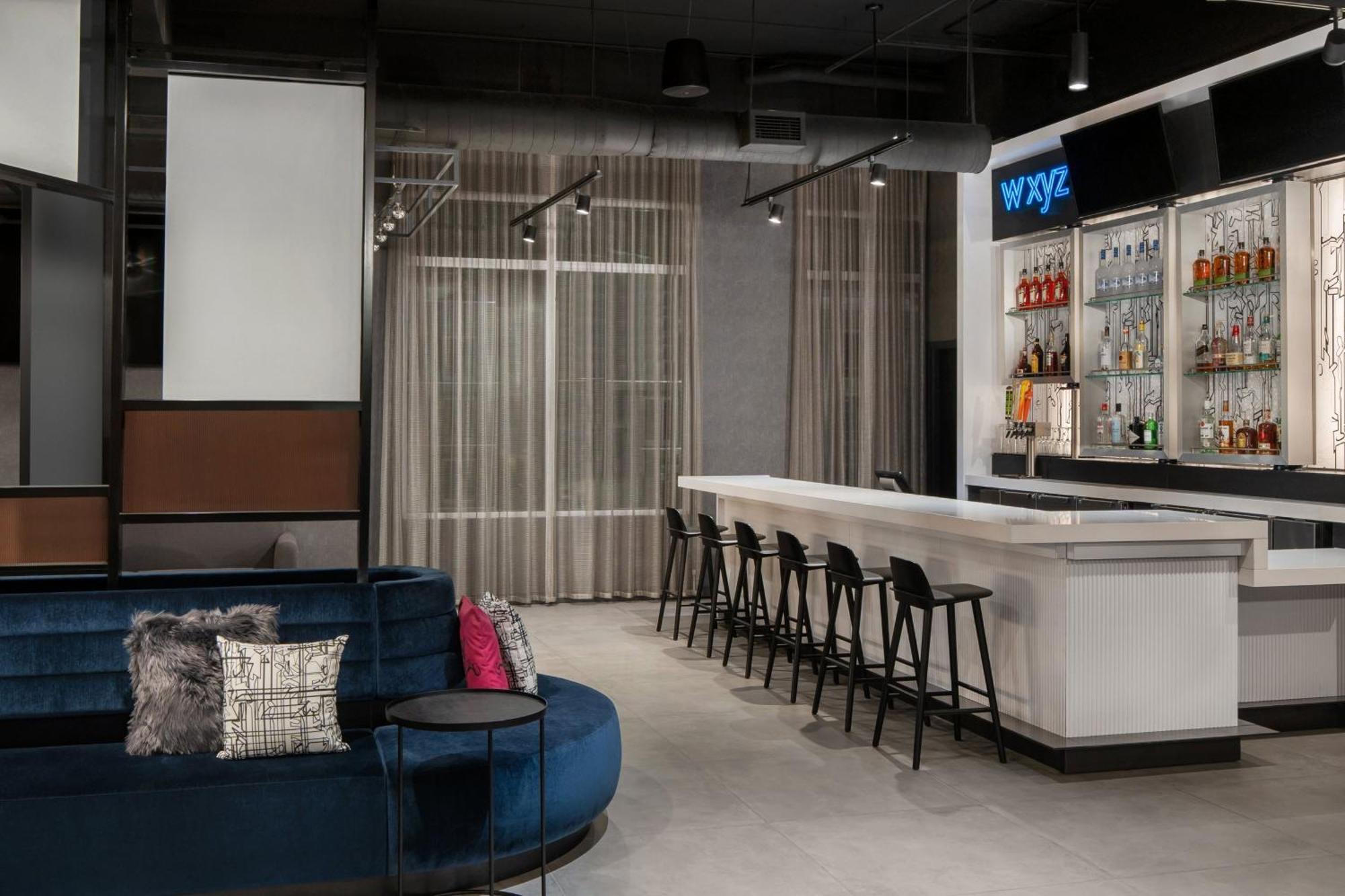 Aloft Tampa Midtown Hotel Екстериор снимка