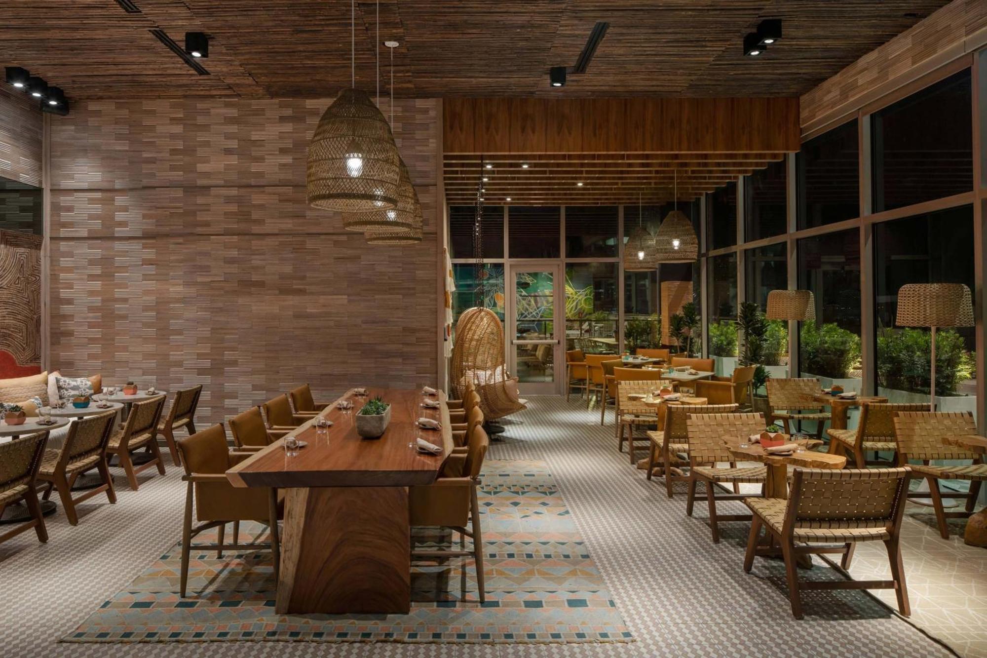 Aloft Tampa Midtown Hotel Екстериор снимка