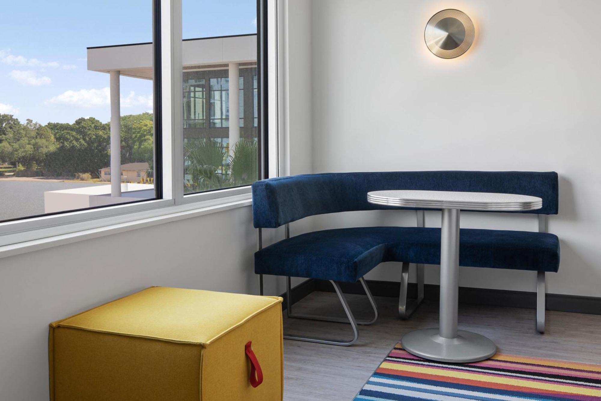 Aloft Tampa Midtown Hotel Екстериор снимка