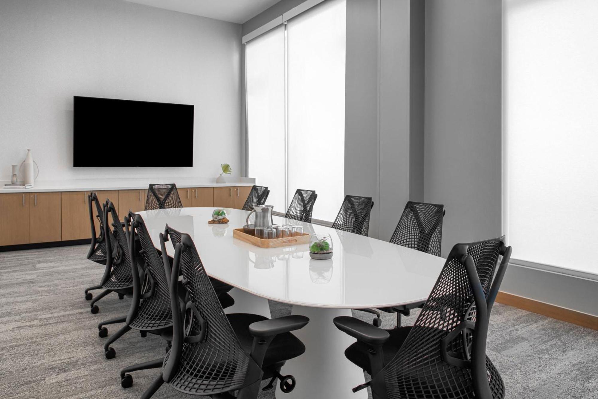Aloft Tampa Midtown Hotel Екстериор снимка