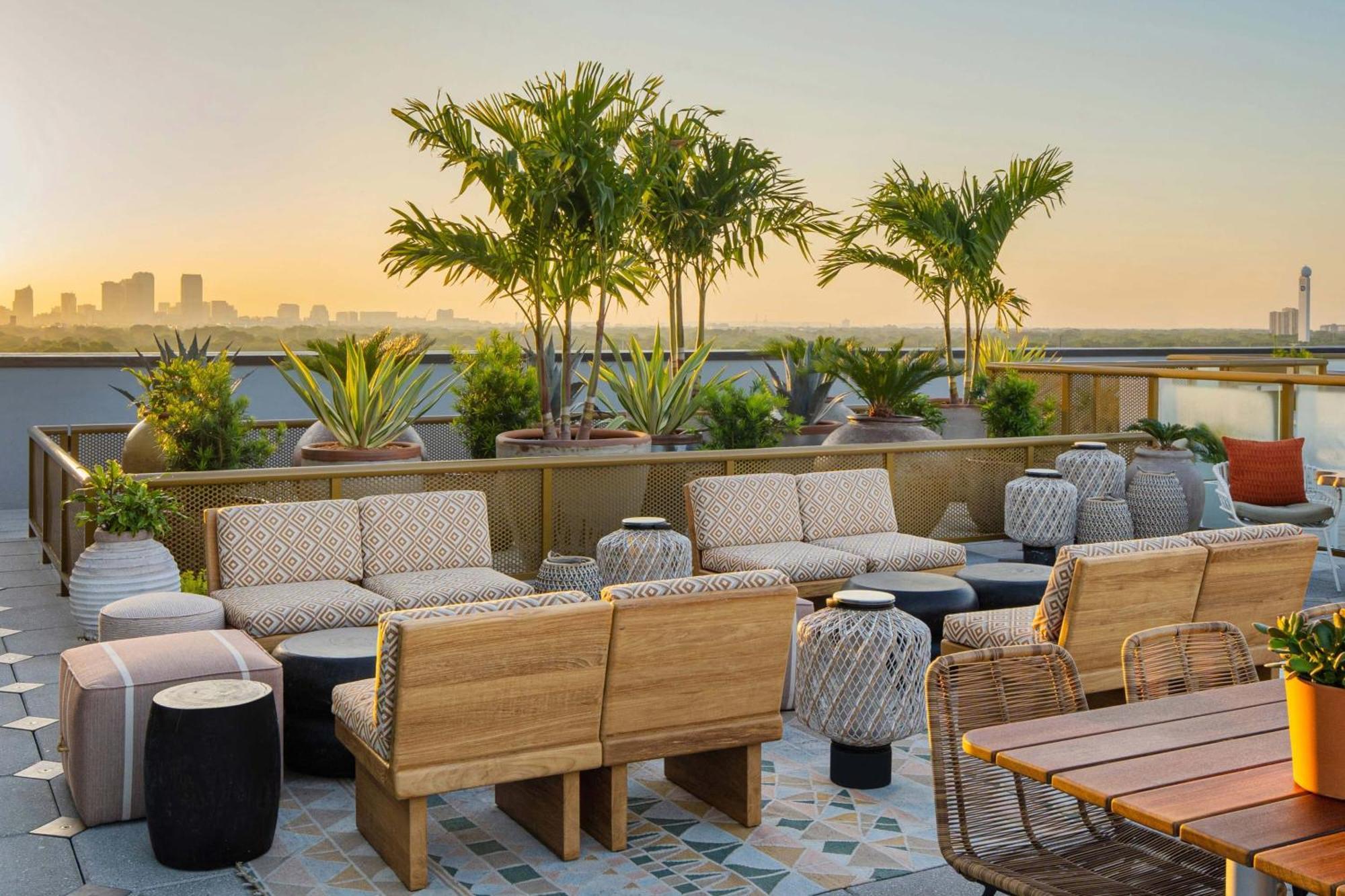 Aloft Tampa Midtown Hotel Екстериор снимка