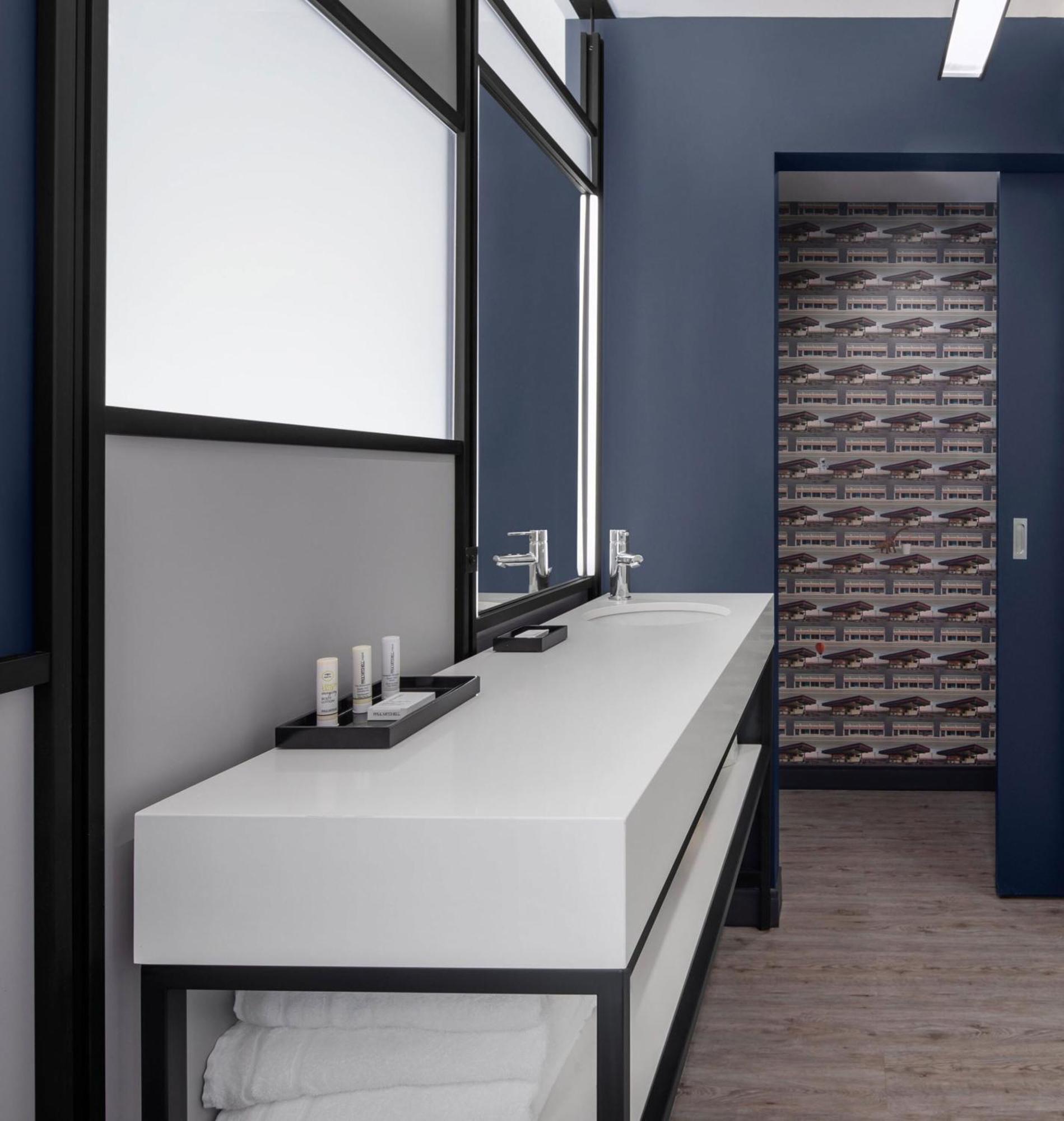 Aloft Tampa Midtown Hotel Екстериор снимка